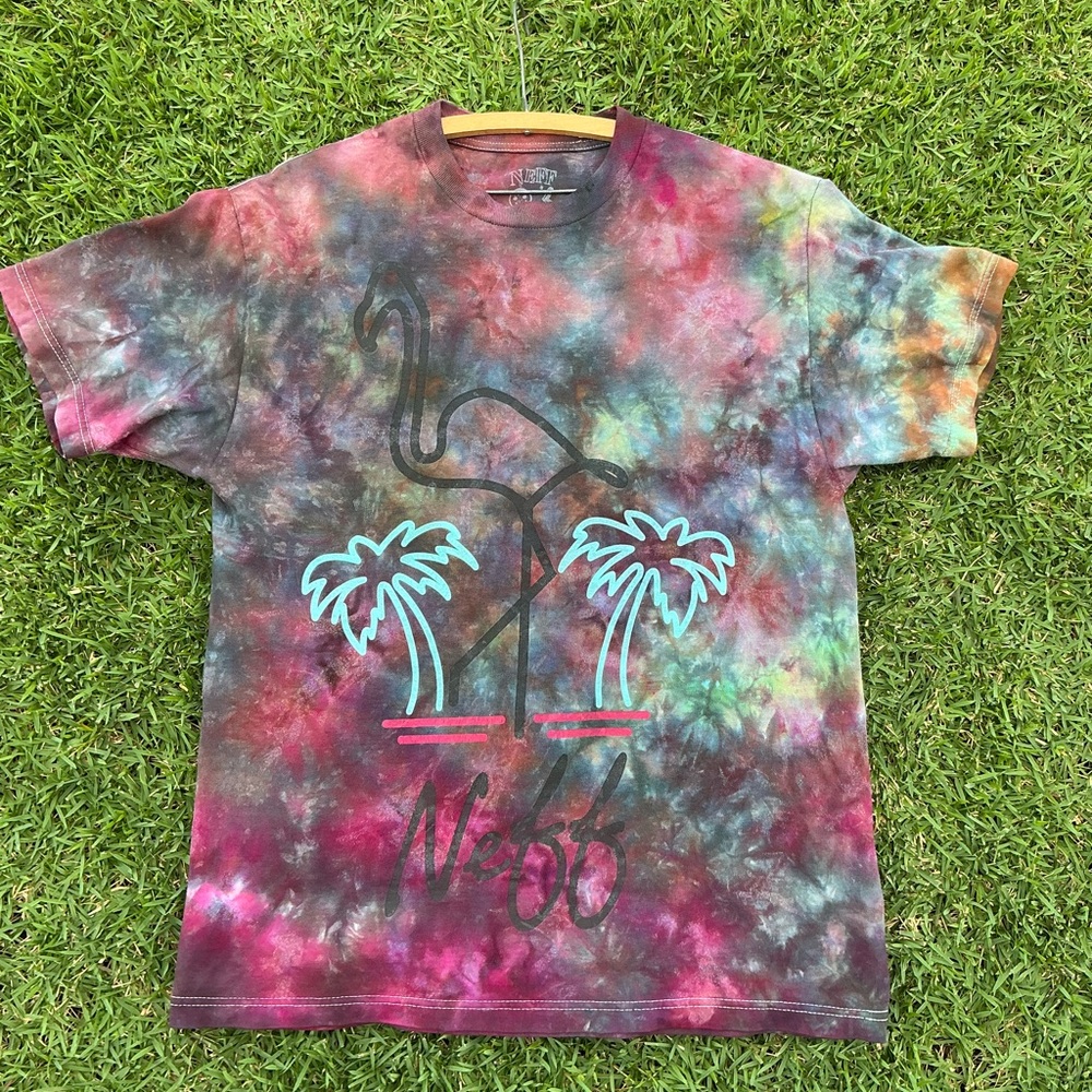Ice-Dye Neff Graphic T-Shirt with Flamingo and Palm Trees